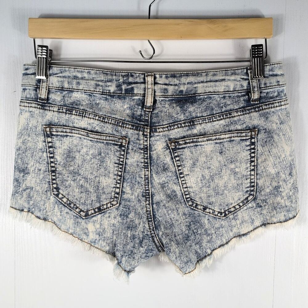 Wax Jean Women's Shorts Size M/W30 Blue Distressed Stretch Denim Frayed Hem - Picture 2 of 13